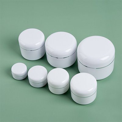 mud mask jar