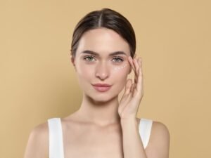 Best Eye Cream For Wrinkles: The Ultimate Guide
